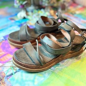 A.S.98 Lobo Women’s Leather Moss Green Platform Sandals Sz. 38 EU / 7.5-8 US